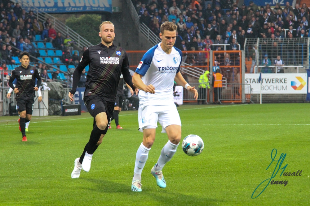 Bochum und Karlsruhe liefern sich kurioses Spiel | Jenny ...