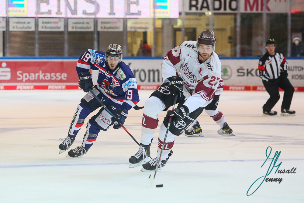 11.12.2020 - Iserlohn Roosters gegen Kölner Haie (Foto: Jenny Musall / DeFodi)