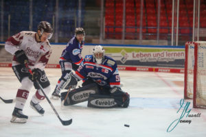 Kölner Haie gegen Iserlohn Roosters