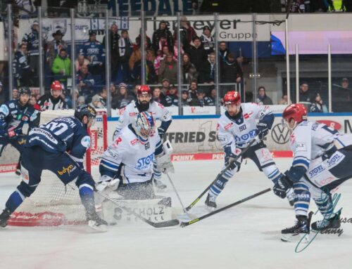 Roosters schlagen Schwenningen 4:2 und halten Anschluss