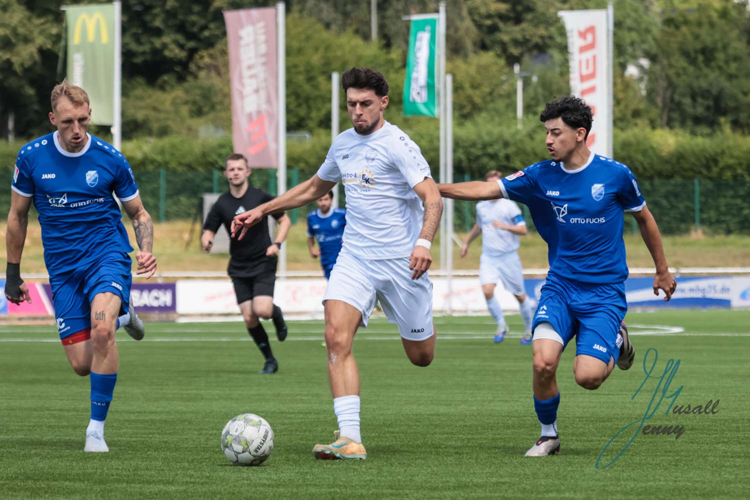 Der TuS Harpen gewinnt 7:1 gegen den RSV Meinerzhagen (Foto: Jenny Musall)